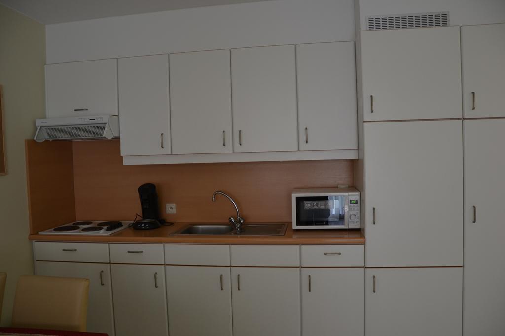 Lindehof Serviced Flats Zoersel Habitación foto